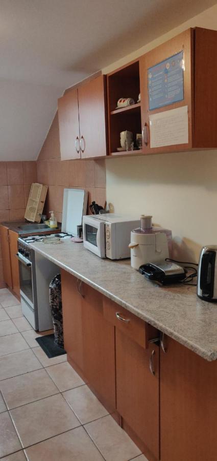 Rîşnov Casa Terzea酒店 外观 照片